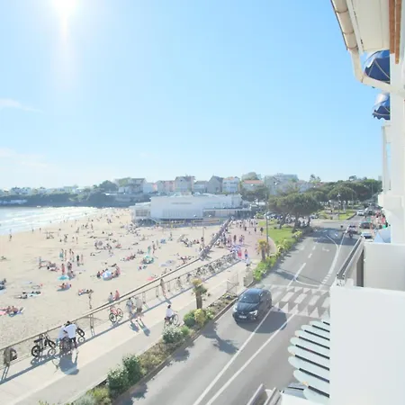 Avec Balcons Vue A Pontaillac 로양