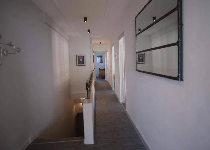 Avec Balcons Vue A Pontaillac